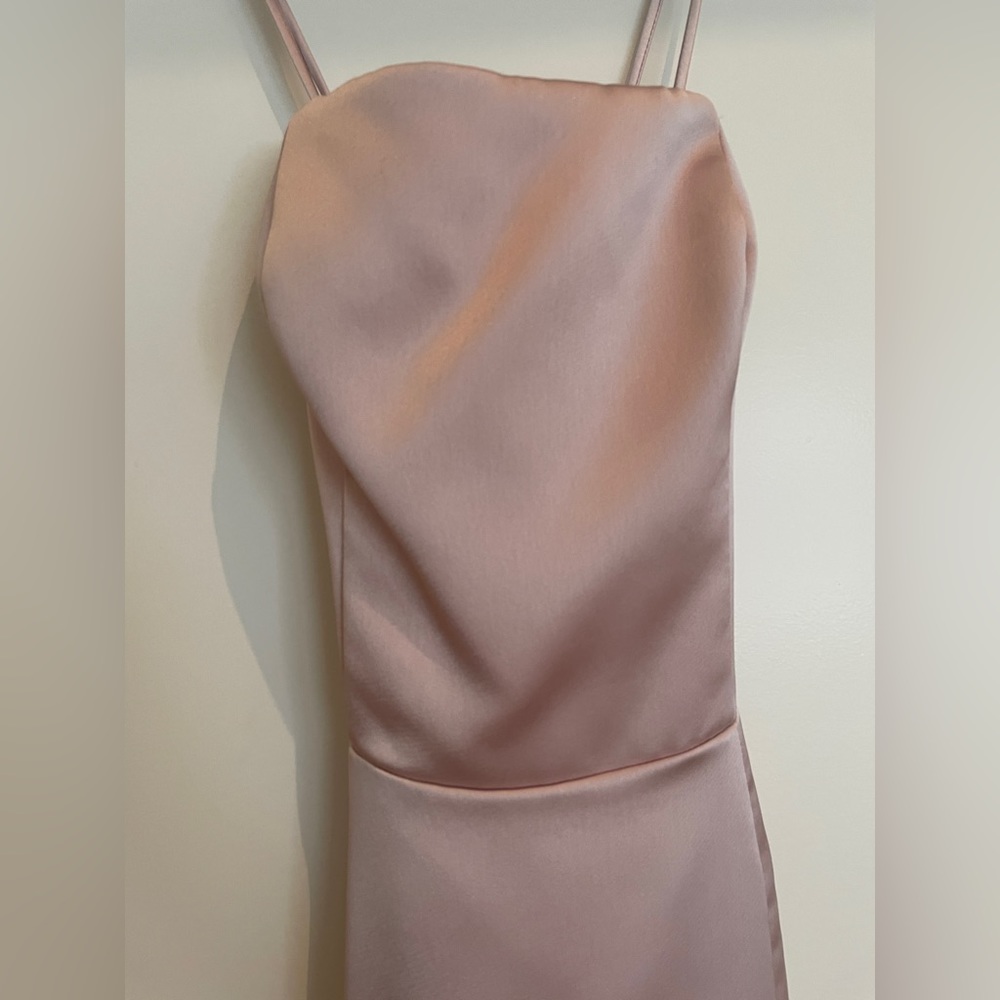 AMSALE Nakai Dress Size 4 - Rose Quartz ($295 MSRP)